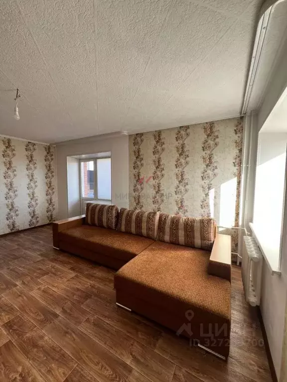 2-к кв. Хакасия, Черногорск ул. Генерала Тихонова, 6Бк1 (57.0 м) - Фото 1