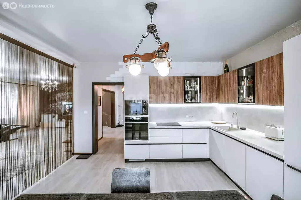 Дом в Южно-Сахалинск, планировочный район Ново-Александровск, ... - Фото 2