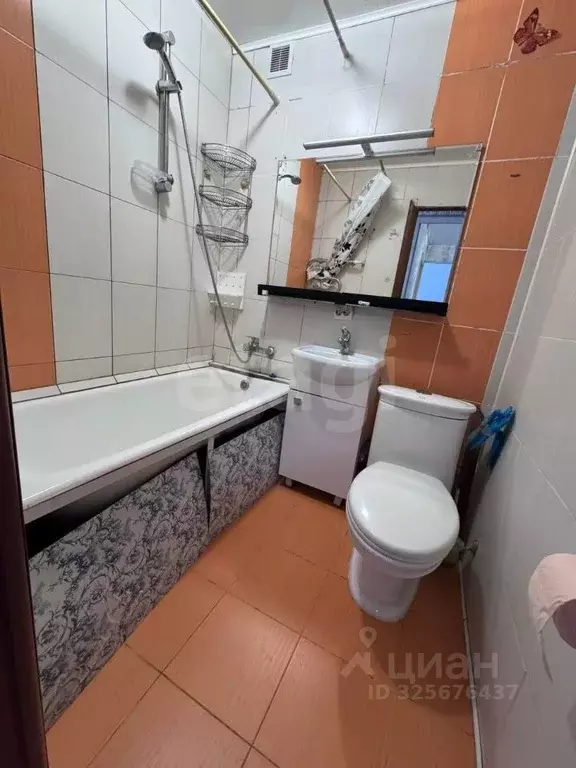 3-к кв. Омская область, Омск просп. Королева, 2А (57.0 м) - Фото 1