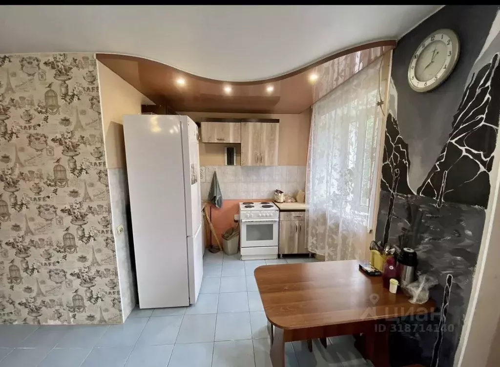 2-к кв. Красноярский край, Красноярск ул. 8 Марта, 43 (45.0 м) - Фото 0