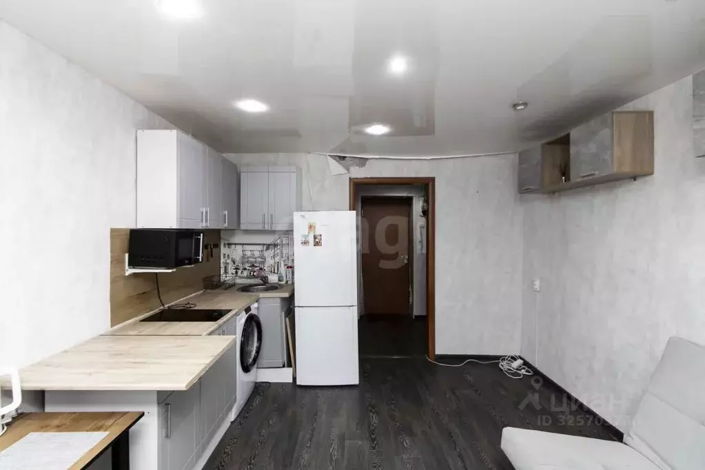 Студия Тюменская область, Тюмень ул. 50 лет ВЛКСМ, 91а (19.0 м) - Фото 0