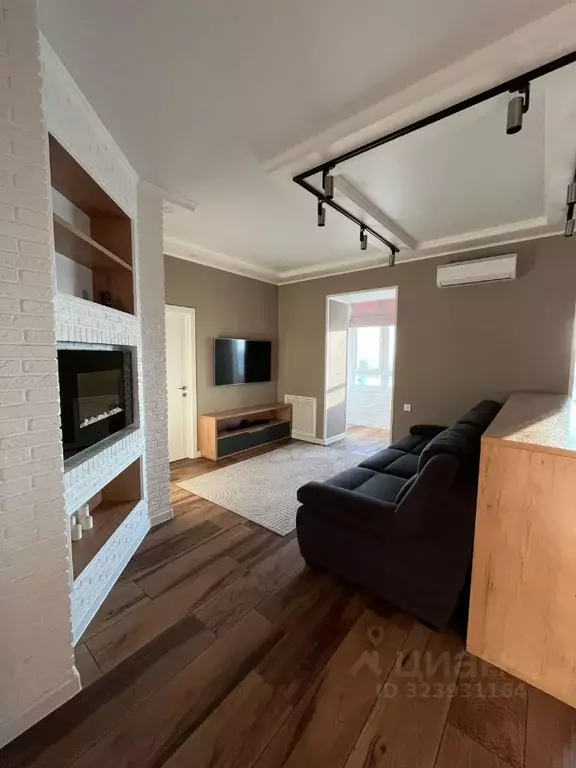 2-к кв. Омская область, Омск ул. Булгакова, 3 (61.0 м) - Фото 1