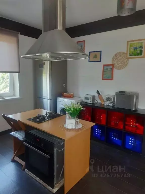 Таунхаус в Краснодарский край, Северский район, Новодмитриевское ... - Фото 2