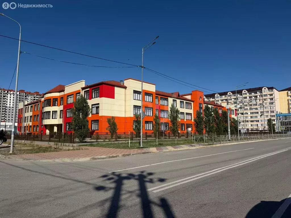 3-комнатная квартира: Каспийск, улица Зейнудина Батманова, 12 (84 м) - Фото 2