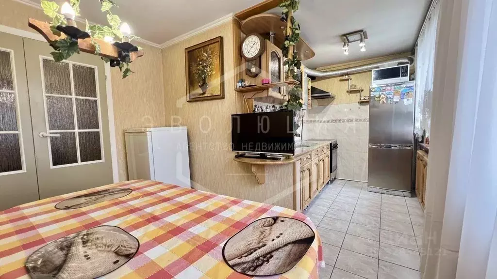 3-к кв. Калининградская область, Калининград ул. Памяти Павших в ... - Фото 1