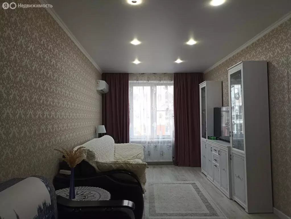 1-комнатная квартира: Горячий Ключ, Рябиновая улица, 2Б (38 м) - Фото 1