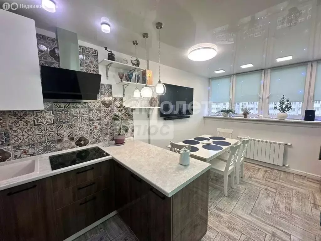 2-комнатная квартира: Липецк, улица И.В. Свиридова, 20к4 (70.9 м) - Фото 1