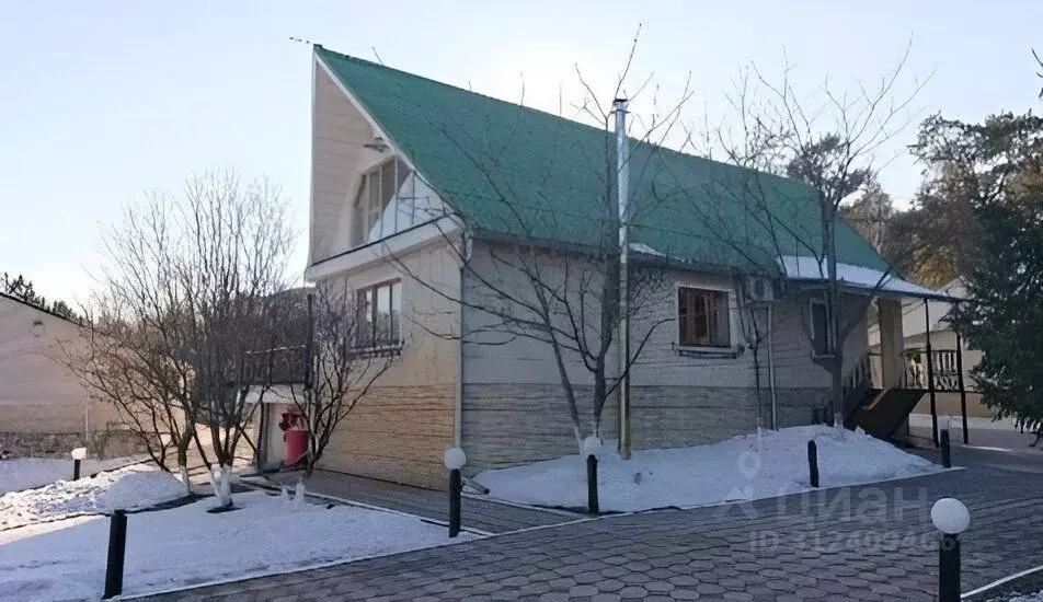 Дом в Амурская область, Благовещенск городской округ, с. Белогорье  ... - Фото 1