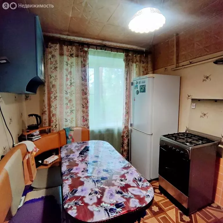 3-комнатная квартира: Пушкин, Петербургское шоссе, 15/2 (65 м) - Фото 0
