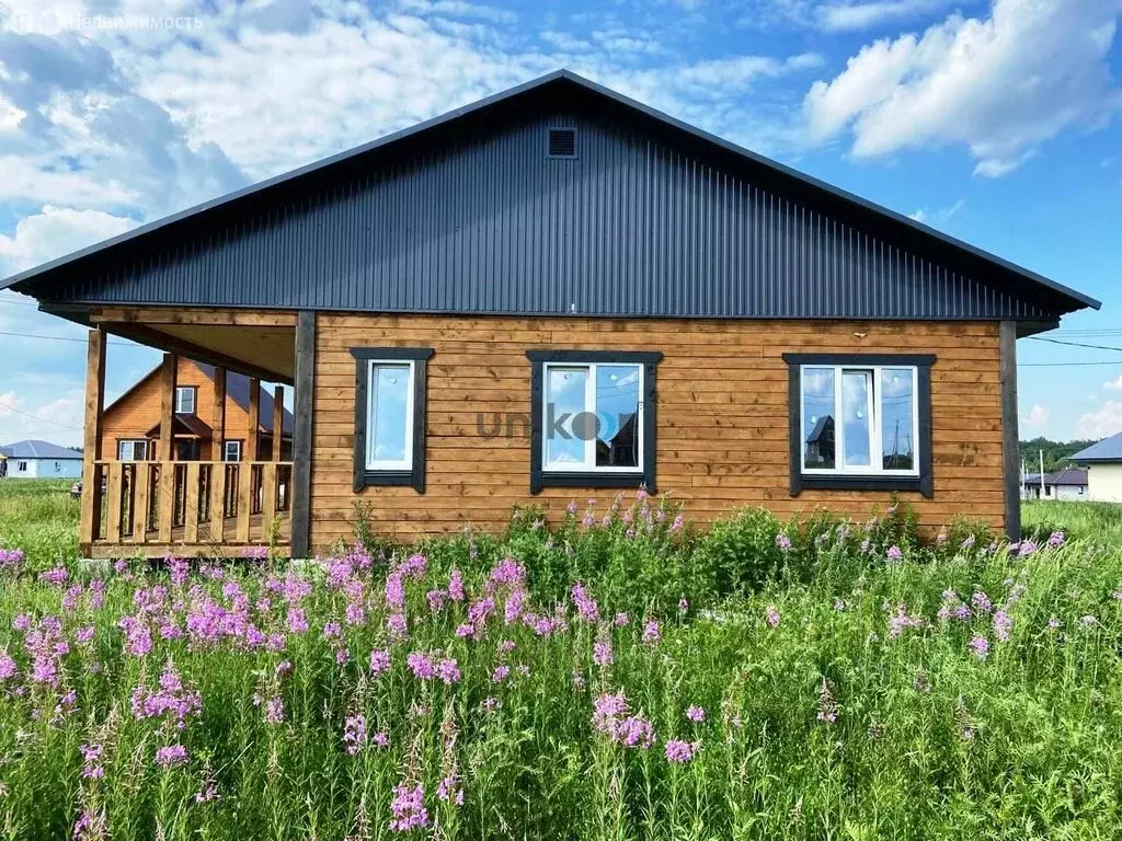 Дом в село Иглино, улица Строителей (90 м) - Фото 1