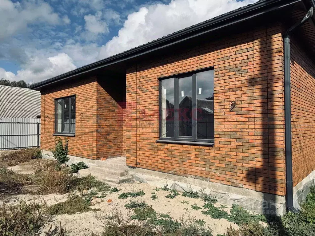 Дом в Ростовская область, Ростов-на-Дону Рейсовая ул., 18 (170 м) - Фото 1