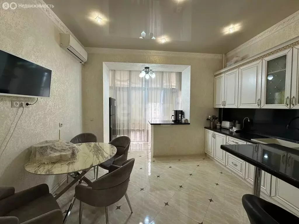 3-комнатная квартира: Магас, улица Эльберта Нальгиева, 21 (107 м) - Фото 1