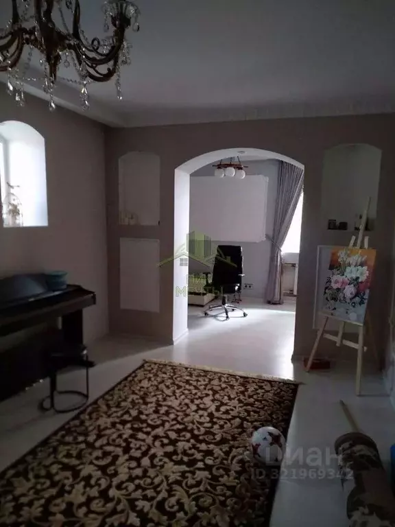 3-к кв. Бурятия, Улан-Удэ ул. Бабушкина, 32 (98.5 м) - Фото 1