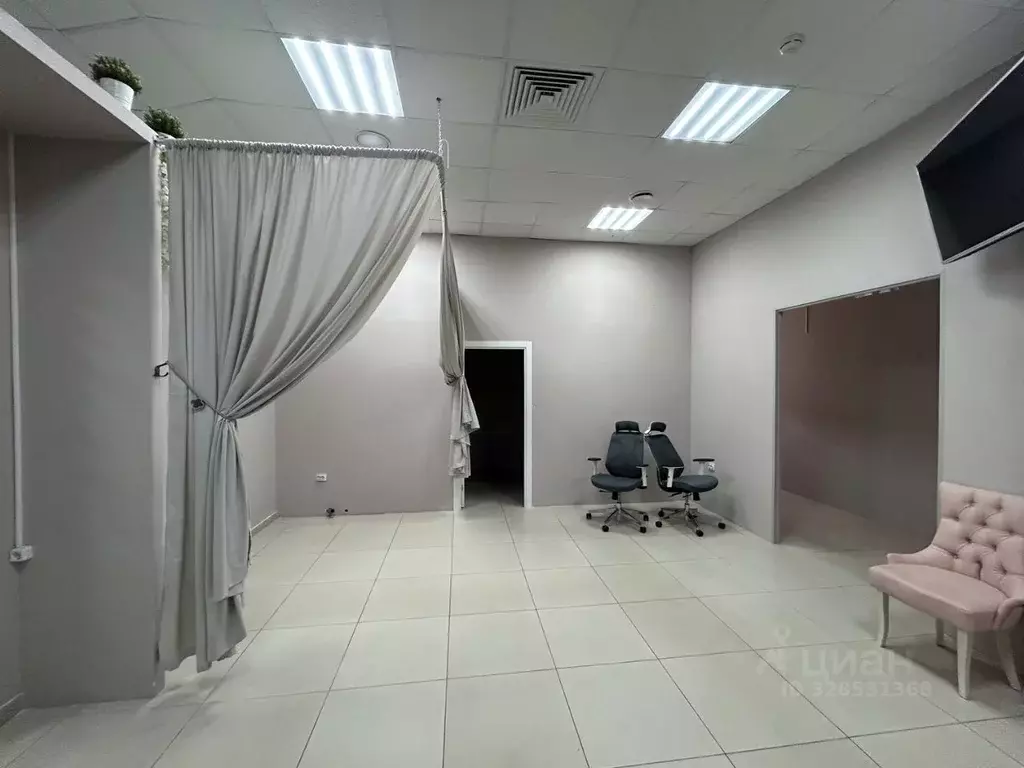 Помещение свободного назначения в Московская область, Клин ул. Карла ... - Фото 2