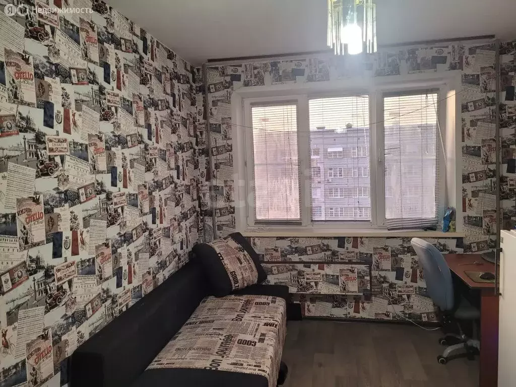 Квартира-студия: Кемерово, Октябрьский проспект, 44 (16.8 м) - Фото 1