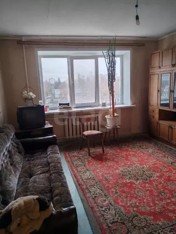 3-к кв. Белгородская область, Старый Оскол Молодогвардеец мкр, 17 ... - Фото 1