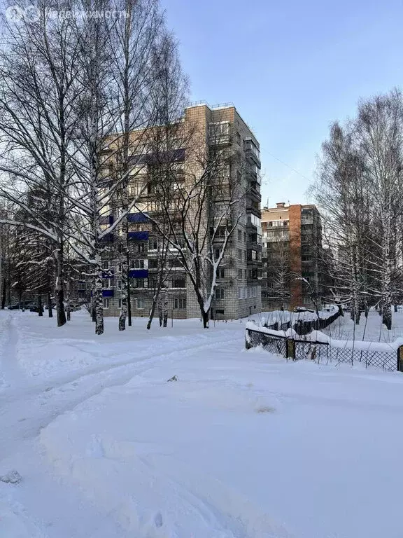 1-комнатная квартира: Кирово-Чепецк, улица Ленина, 64к3 (32.7 м) - Фото 1