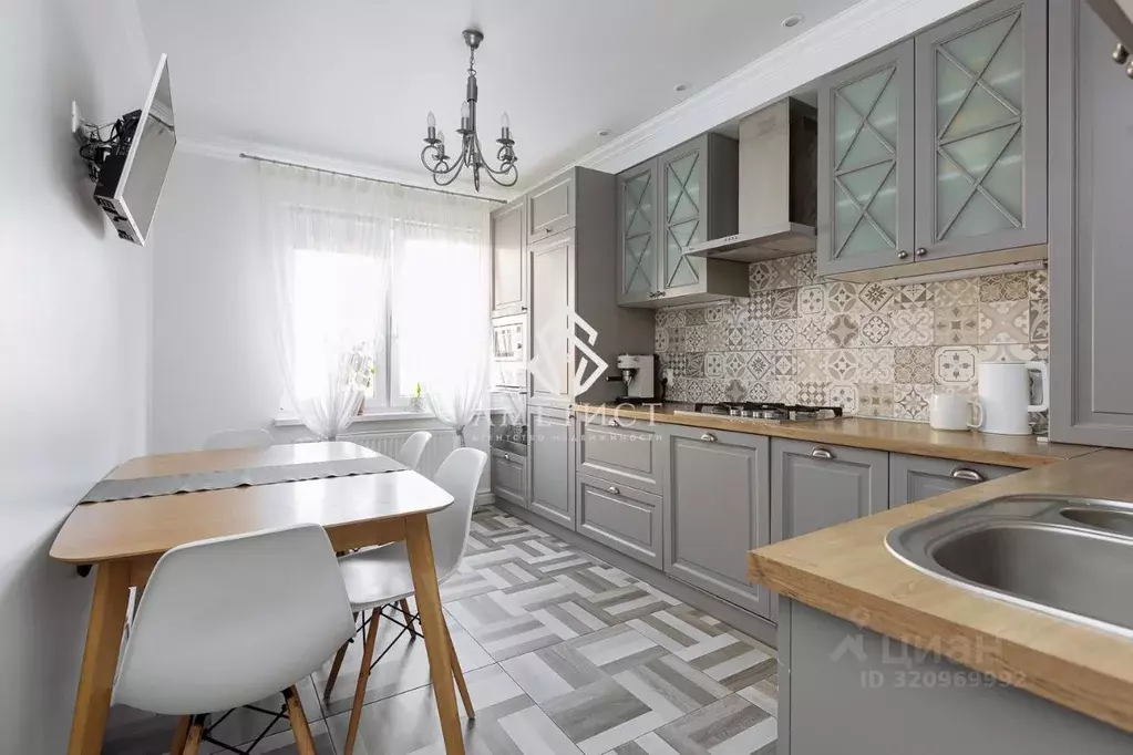 3-к кв. Калининградская область, Калининград ул. Дзержинского, 168В ... - Фото 1