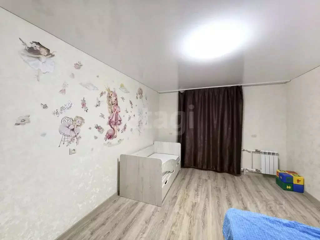 2-к кв. Краснодарский край, Ейск Красная ул. (73.1 м) - Фото 1