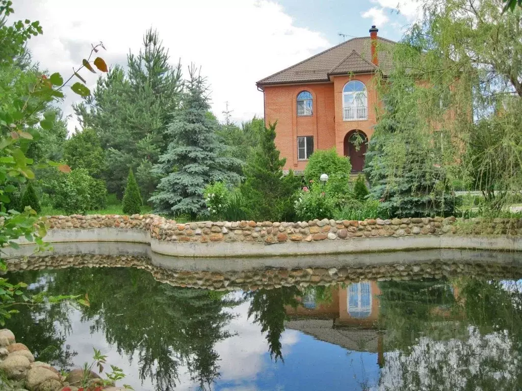 Дом в Московская область, Химки городской округ, д. Брехово  (450 м) - Фото 1