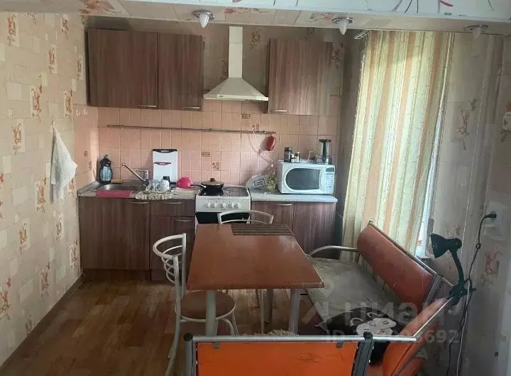 3-к кв. Иркутская область, Иркутск бул. Постышева, 15 (45.0 м) - Фото 1