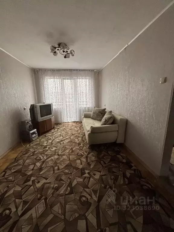 1-к кв. Челябинская область, Челябинск ул. Южный Бульвар, 9 (33.3 м) - Фото 1