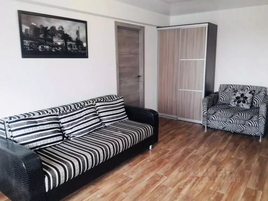 3-к кв. Волгоградская область, Волгоград ул. Маршала Еременко, 114 ... - Фото 2