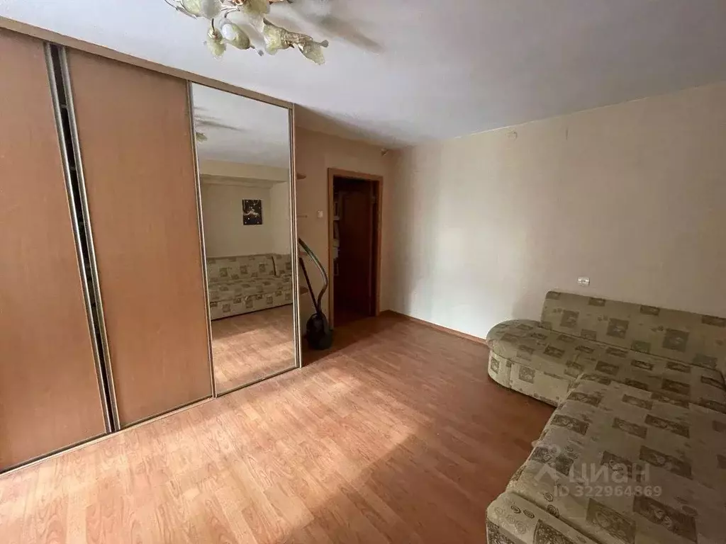 3-к кв. Свердловская область, Екатеринбург ул. Академическая, 8 (62.9 ... - Фото 1