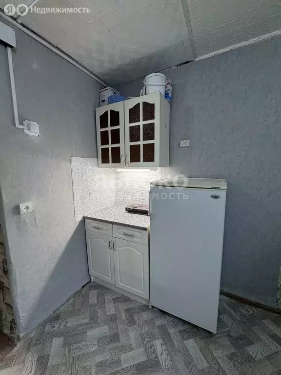 1-комнатная квартира: Березники, улица Ломоносова, 147 (18.7 м) - Фото 2