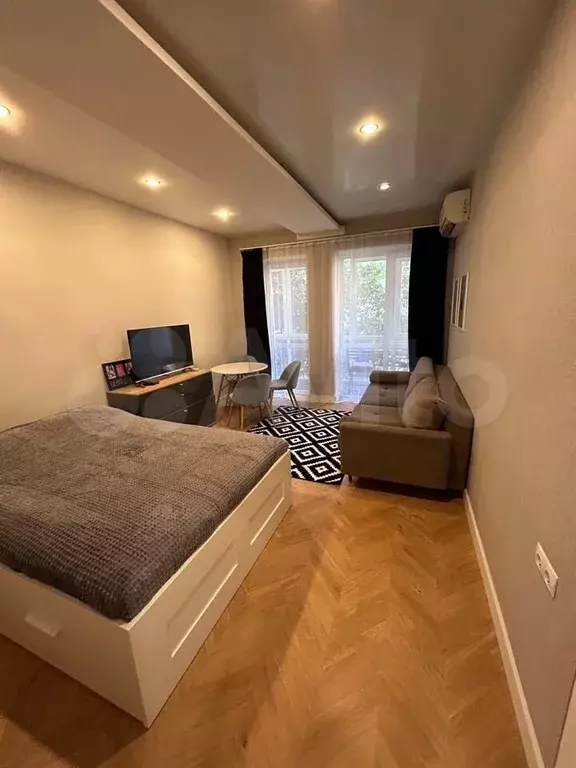 1-к. квартира, 40 м, 1/15 эт. - Фото 1