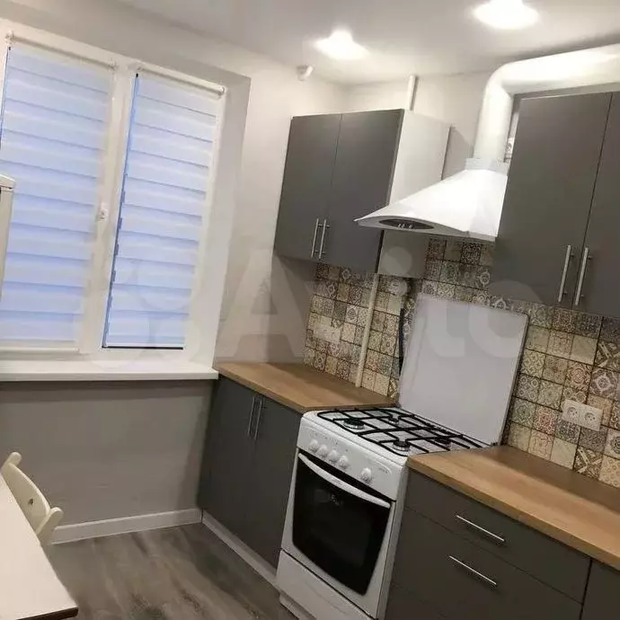 1-к. квартира, 35 м, 5/5 эт. - Фото 0