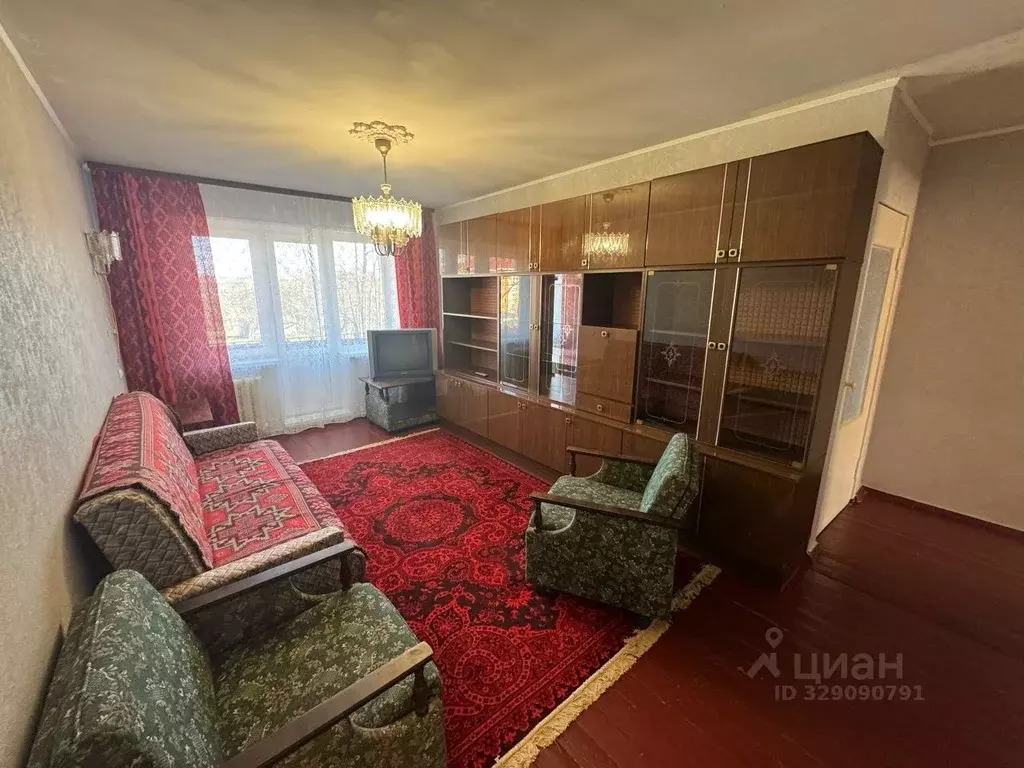 2-к кв. Ленинградская область, Гатчина ул. Достоевского, 17 (42.4 м) - Фото 1