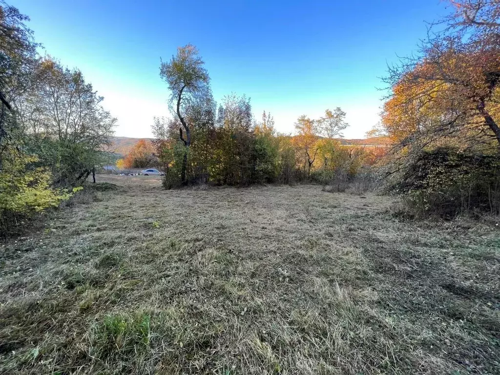 Участок в Крым, Бахчисарайский район, Зеленовское с/пос, с. Счастливое ... - Фото 1