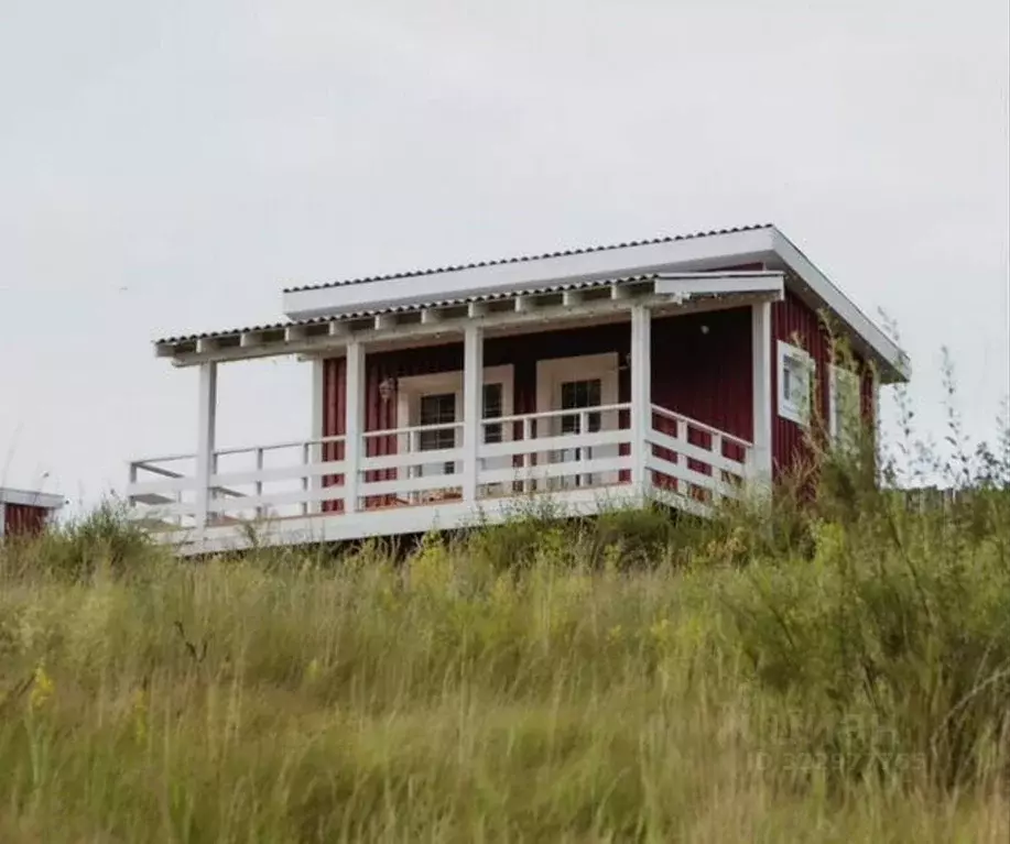 Дом в Свердловская область, Каменский муниципальный округ, д. ... - Фото 1
