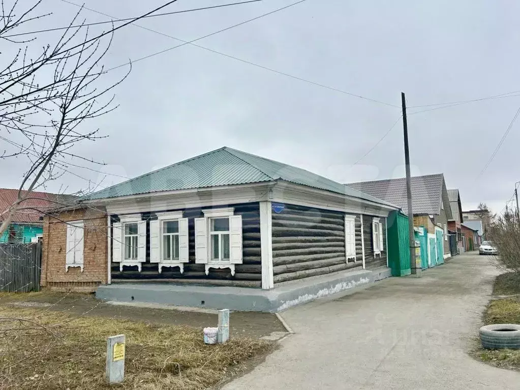 Дом в Омская область, Омск ул. 24-я Северная (97 м) - Фото 1