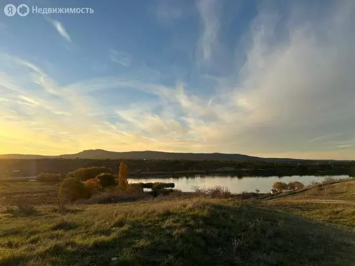 Участок в Симферопольский район, село Доброе (10 м) - Фото 0