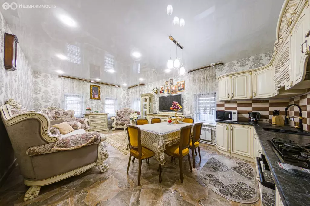 Дом в село Патруши, улица Революции, 38 (70 м) - Фото 1