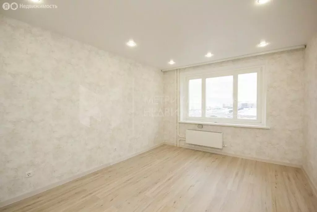 1-комнатная квартира: Тюмень, улица Валентины Трофимовой, 7 (41 м) - Фото 1