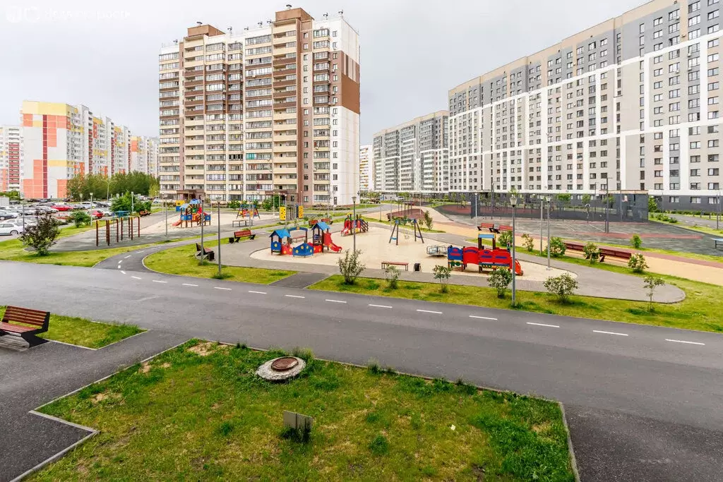 Квартира-студия: Тюмень, улица Новосёлов, 107к2 (17.9 м) - Фото 2