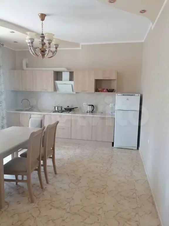 4-к. квартира, 150 м, 2/5 эт. - Фото 0