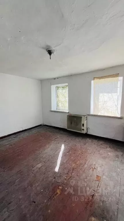 Дом в Крым, Ленинский район, Багерово пгт ул. Центральная, 11 (36 м) - Фото 2