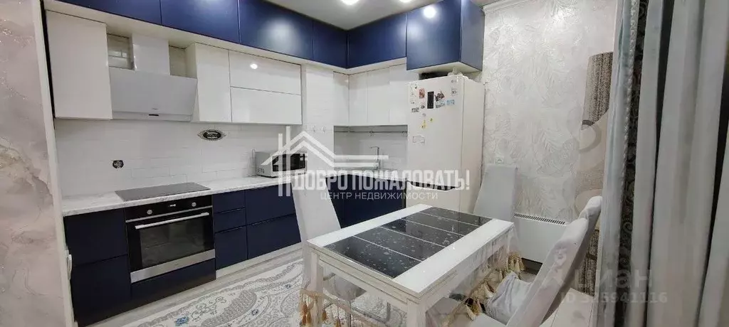 3-к кв. Хакасия, Абакан ул. Кирова, 120А (85.9 м) - Фото 0