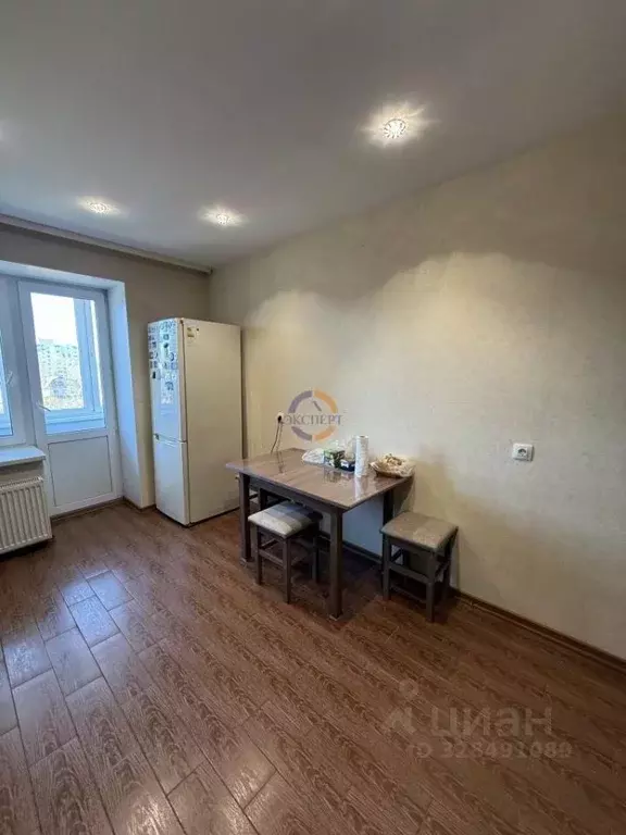 1-к кв. Новгородская область, Великий Новгород Завокзальная ул., 5 ... - Фото 2