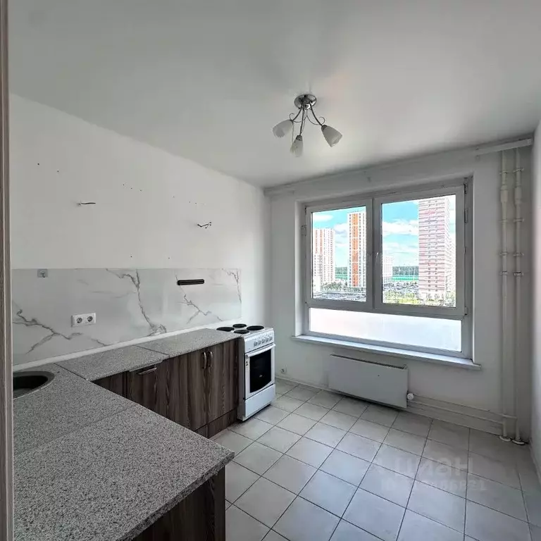 2-к кв. Московская область, Одинцово ул. Рябиновая, 5к1 (57.0 м) - Фото 0