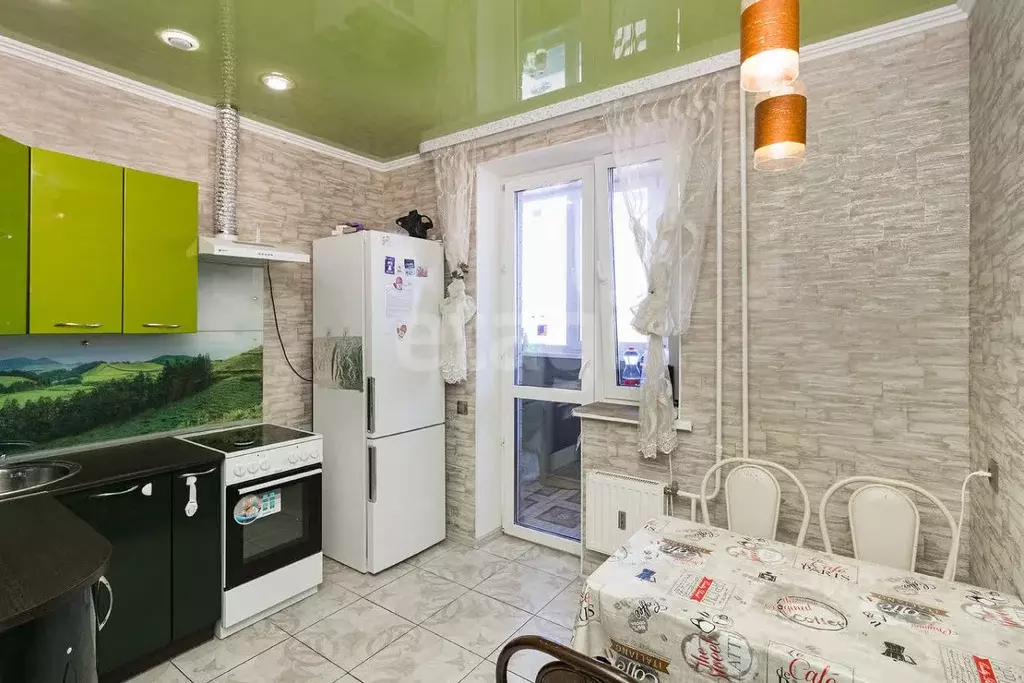 2-к кв. Тюменская область, Тюмень ул. Дмитрия Менделеева, 2 (51.9 м) - Фото 1