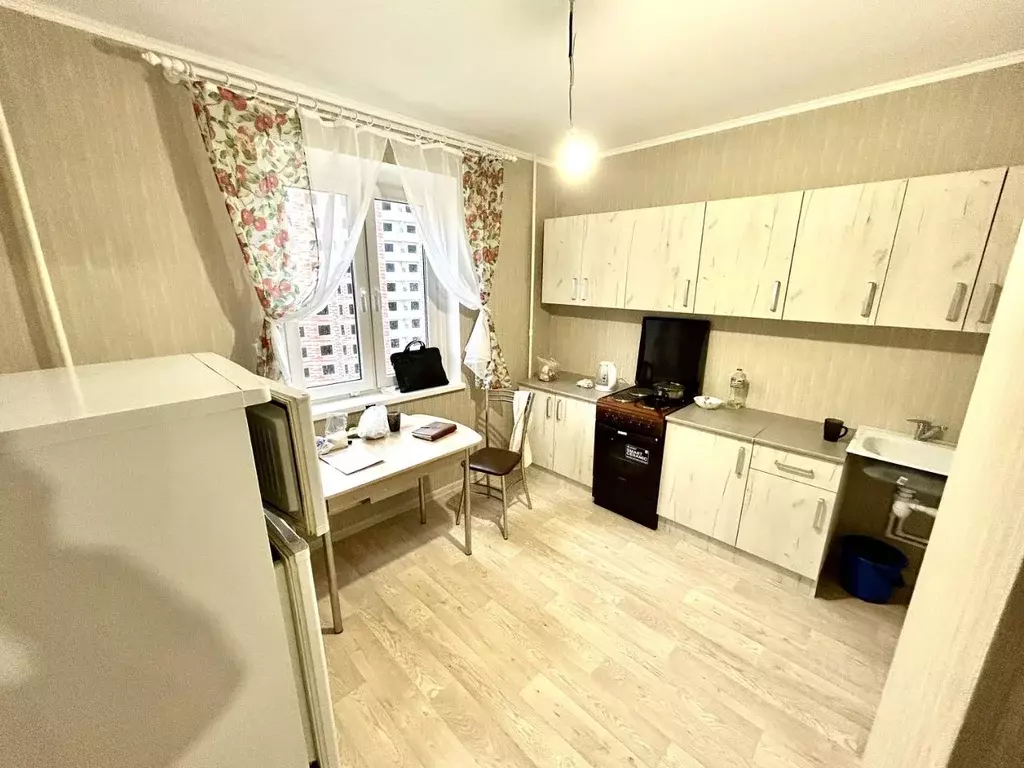 1-к кв. Курская область, Курск ул. Вадима Кирпиченко, 4 (37.5 м) - Фото 1