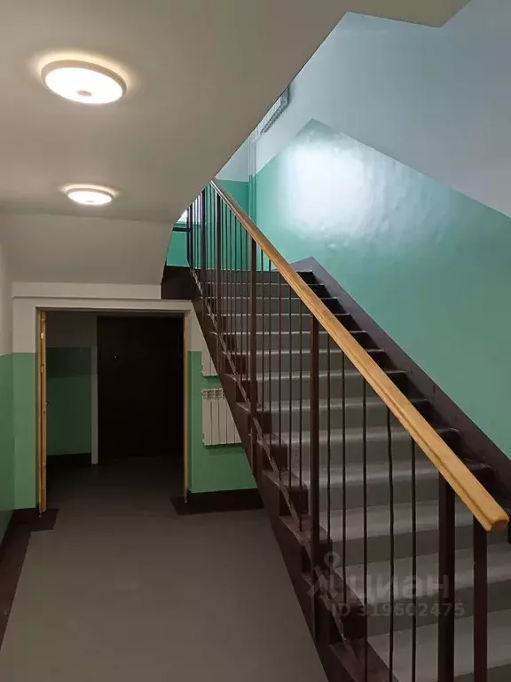 3-к кв. Сахалинская область, Смирных пгт ул. Первомайская, 18 (86.4 м) - Фото 2