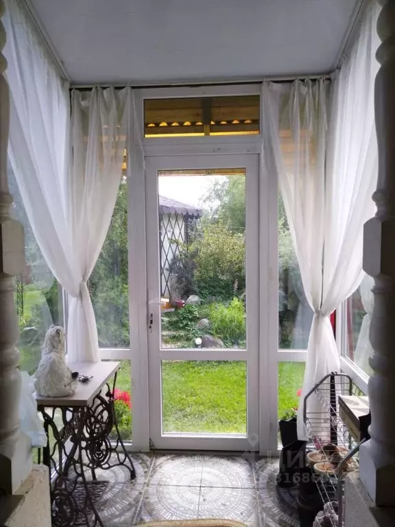 Дом в Ленинградская область, Гатчинский район, Вырица городской ... - Фото 1