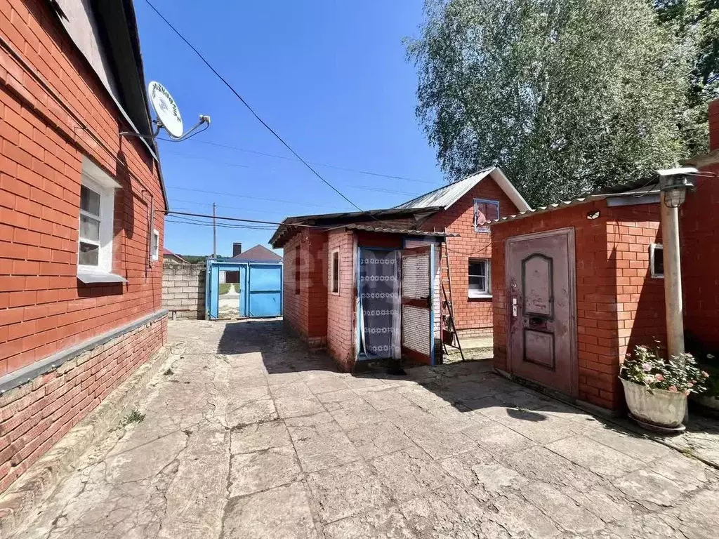 Дом в Белгородская область, Яковлевский муниципальный округ, Красный ... - Фото 1