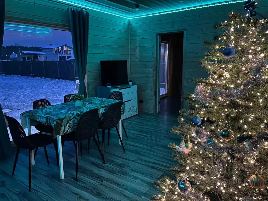 Дом в Ленинградская область, Ломоносовский район, Пениковское с/пос, ... - Фото 1